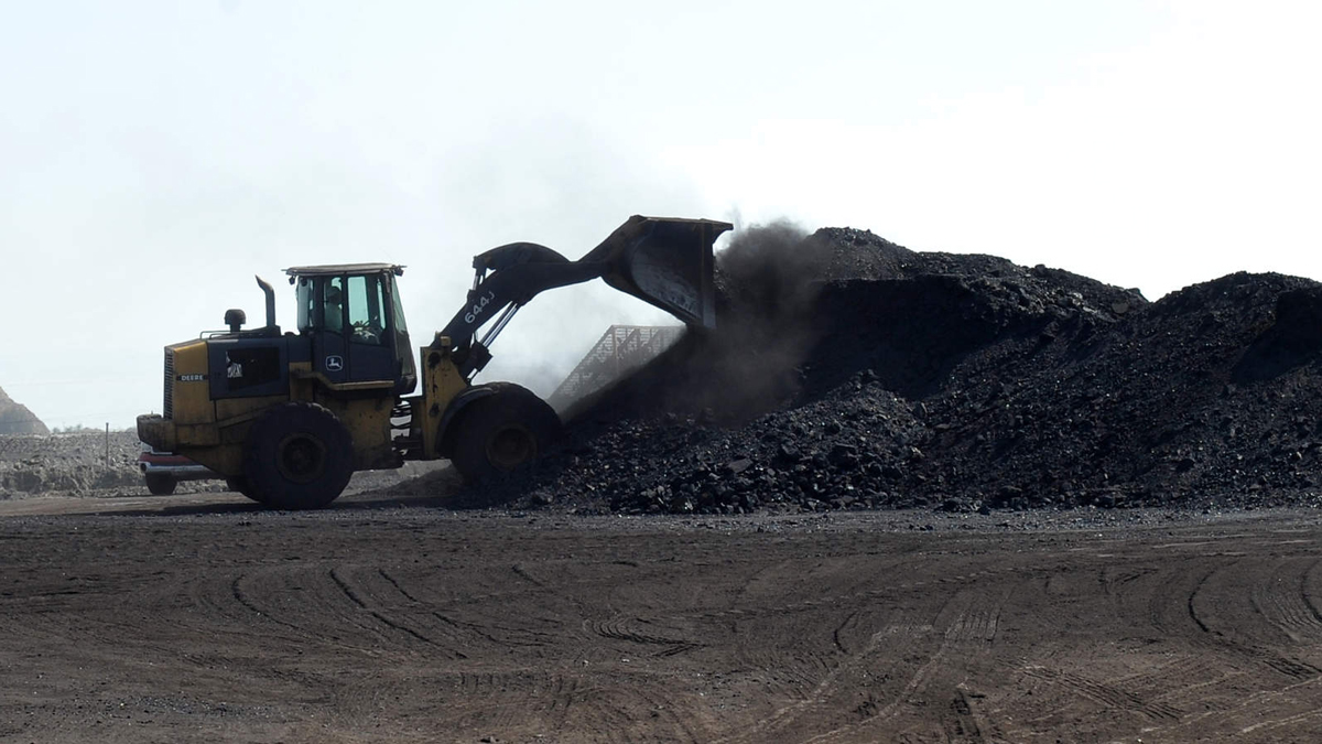 CFE reactivará zona carbonífera de Coahuila con adquisición de carbón