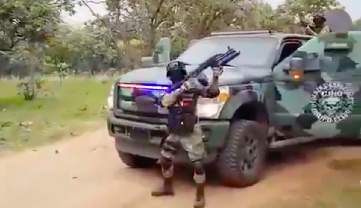 #Video Fuerzas Especiales Grupo Élite del CJNG muestran armas y vehículos #Video Fuerzas Especiales Grupo Élite del CJNG muestran armas y vehículos
