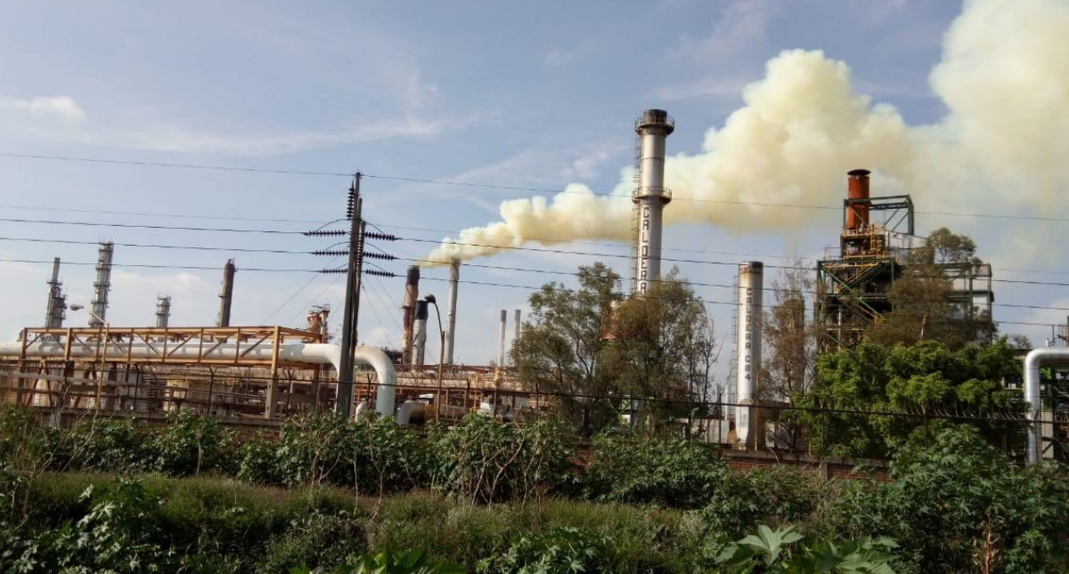 #Video Refinería de Salamanca sufre fuga de posible azufre