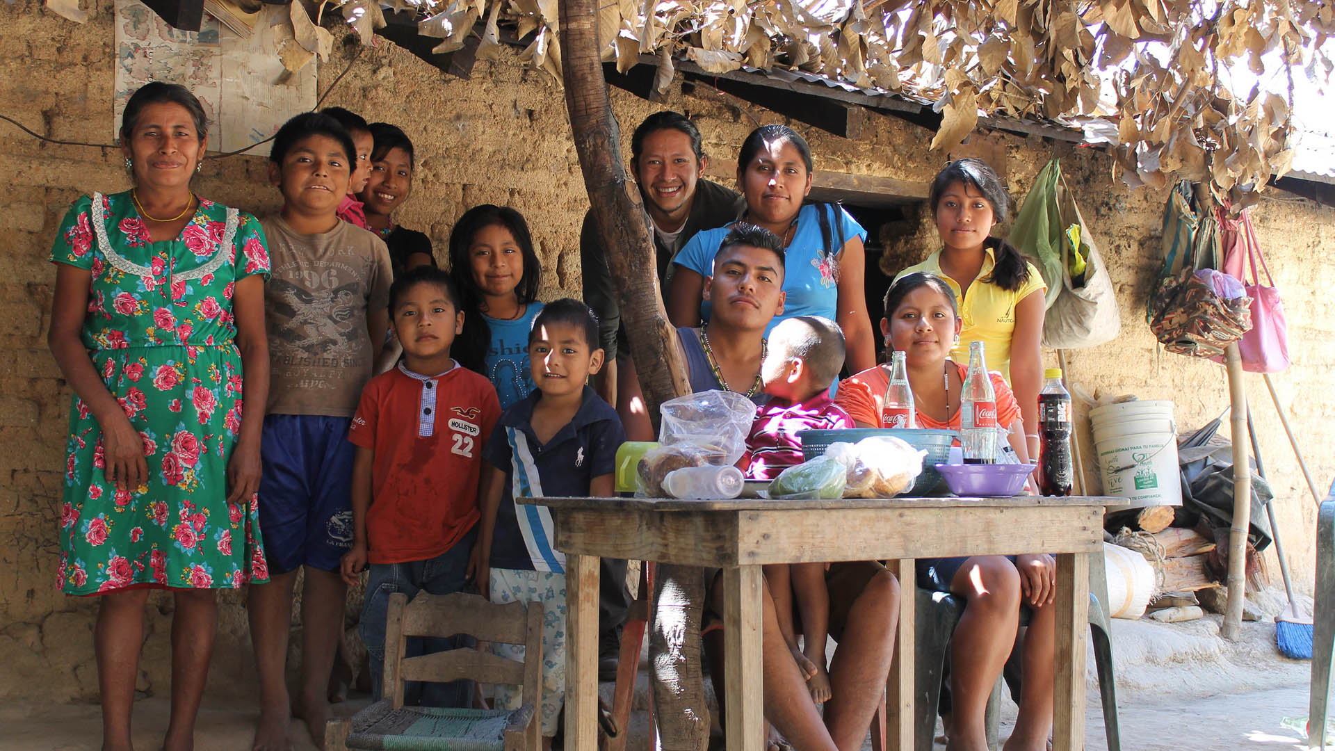 Parásitos en el intestino causan depresión, descubre UNAM - habitantes-de-comunidad-indigena-de-guerrero-que-participaron-en-estudio-de-la-unam
