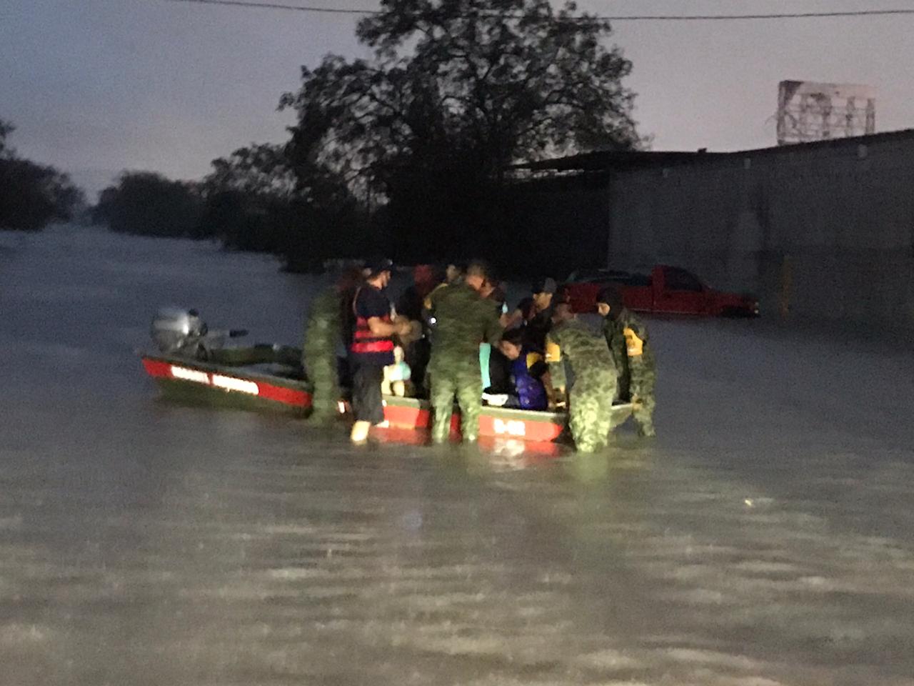 Fotos y videos: Al menos cuatro desaparecidos y daños a infraestructura, el paso de Hanna por México - hanna-12