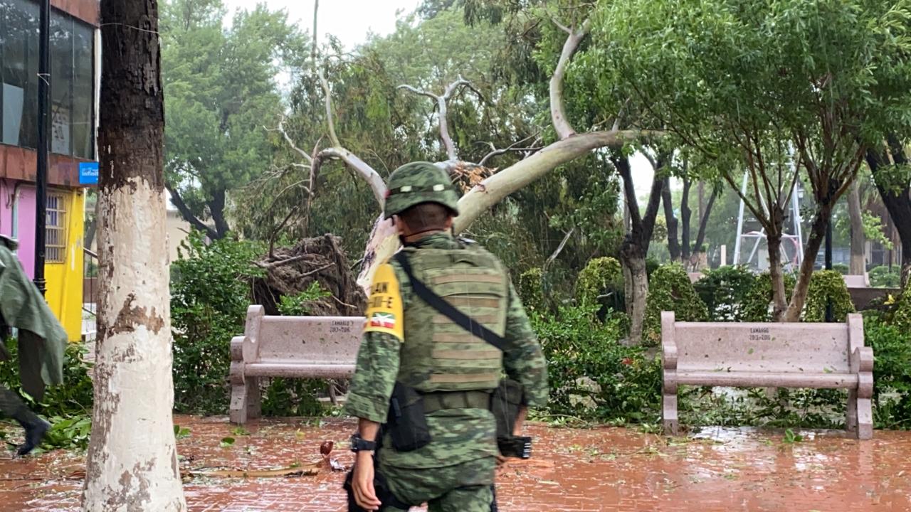 Fotos y videos: Al menos cuatro desaparecidos y daños a infraestructura, el paso de Hanna por México - hanna