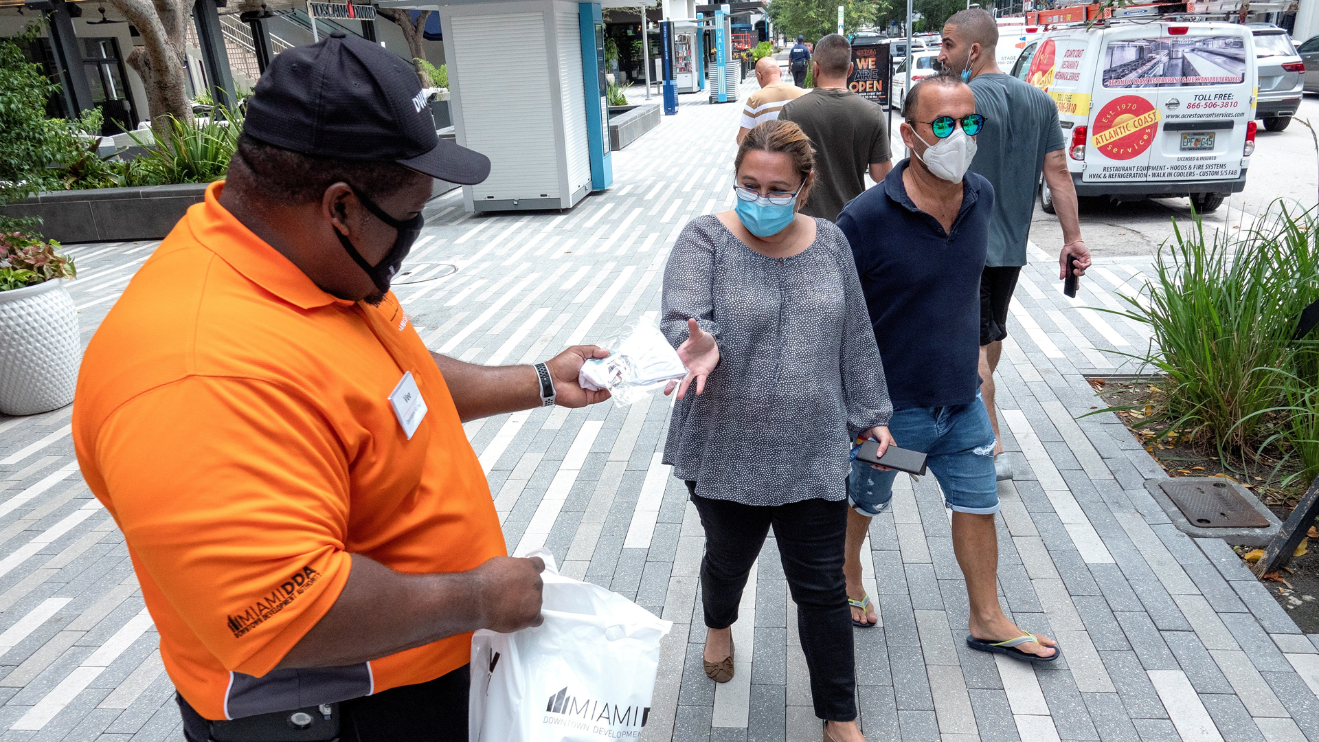 Casos globales de COVID-19 superan los 11.5 millones, con más de 535 mil muertes