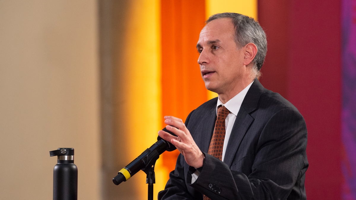 Concientizar sobre los refrescos no es desprestigiar al sector, asegura López-Gatell