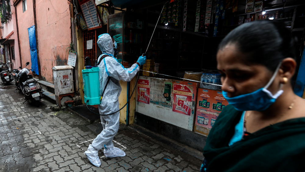 India es el tercer país con más casos de COVID-19