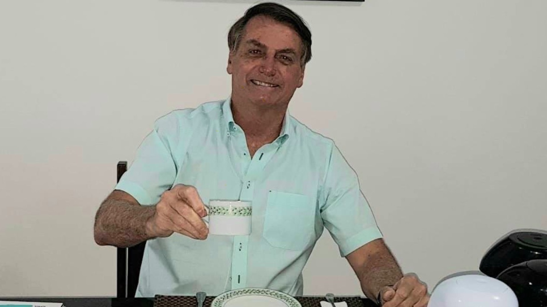 Bolsonaro dice que “si Dios quiere” su tercer prueba de COVID-19 saldrá negativo