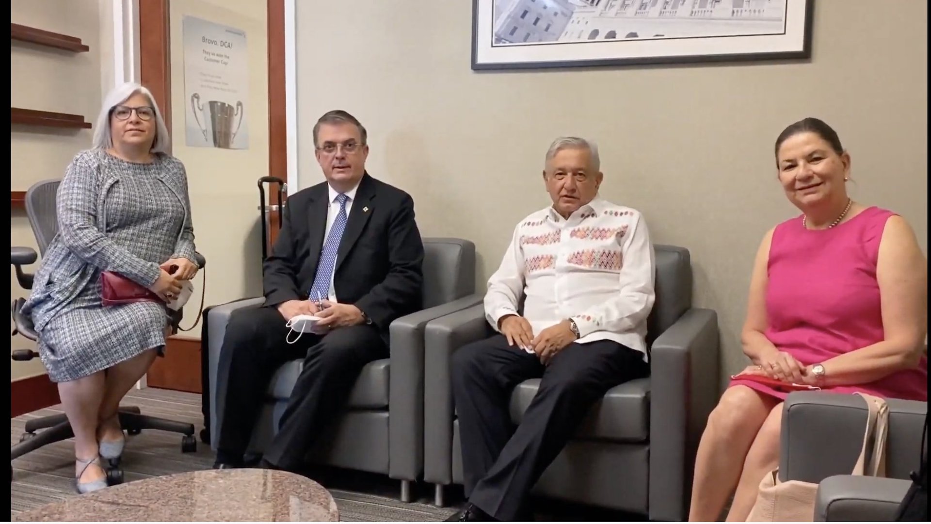 Estamos bien y de buenas: López Obrador tras culminar visita a Washington D.C.