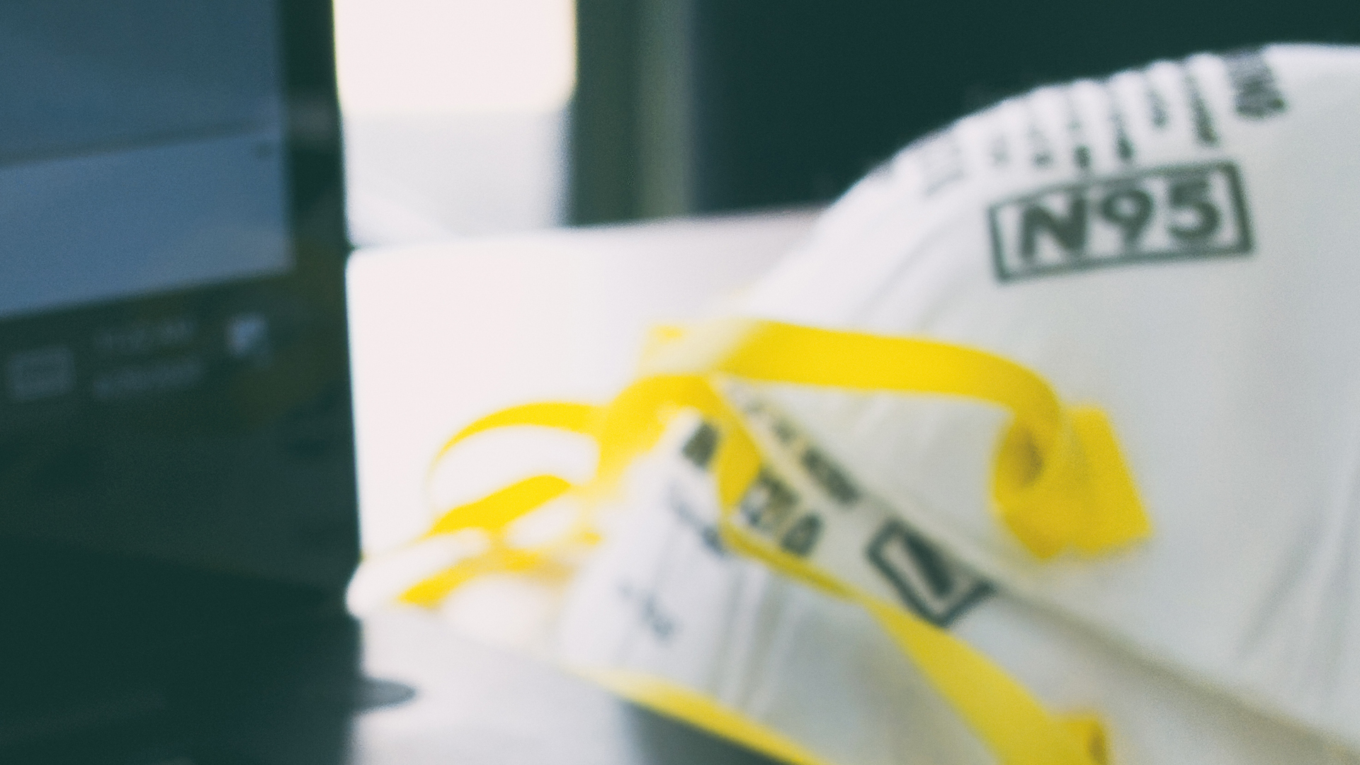 Inventor de la mascarilla N95 suspende su jubilación para luchar contra el COVID-19