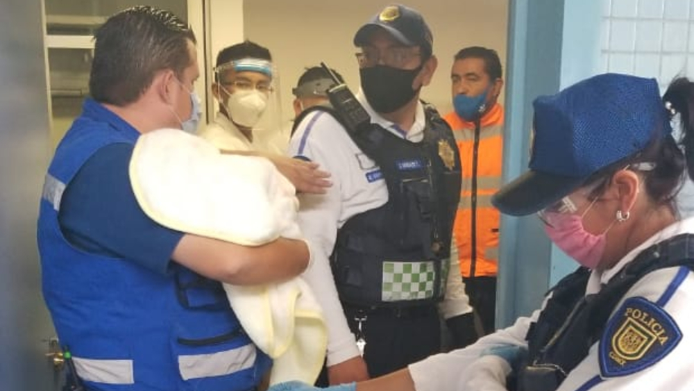 Nace primer bebé de 2020 en el Metro de la Ciudad de México