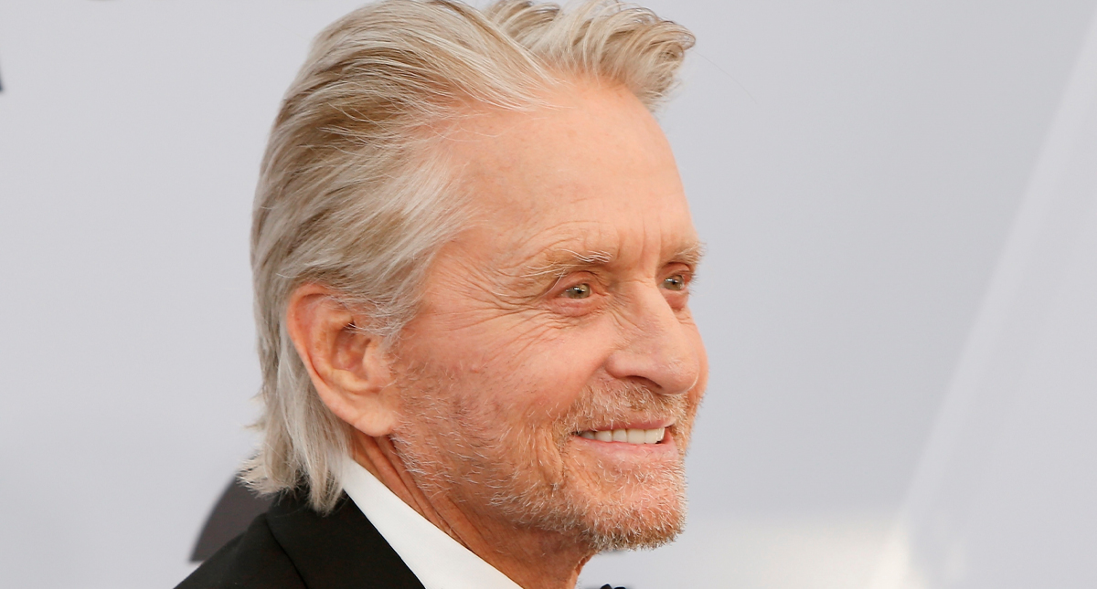 Netflix pondrá fin a la premiada serie “The Kominsky Method” de Michael Douglas Netflix pondrá fin a la premiada serie “The Kominsky Method” de Michael Douglas