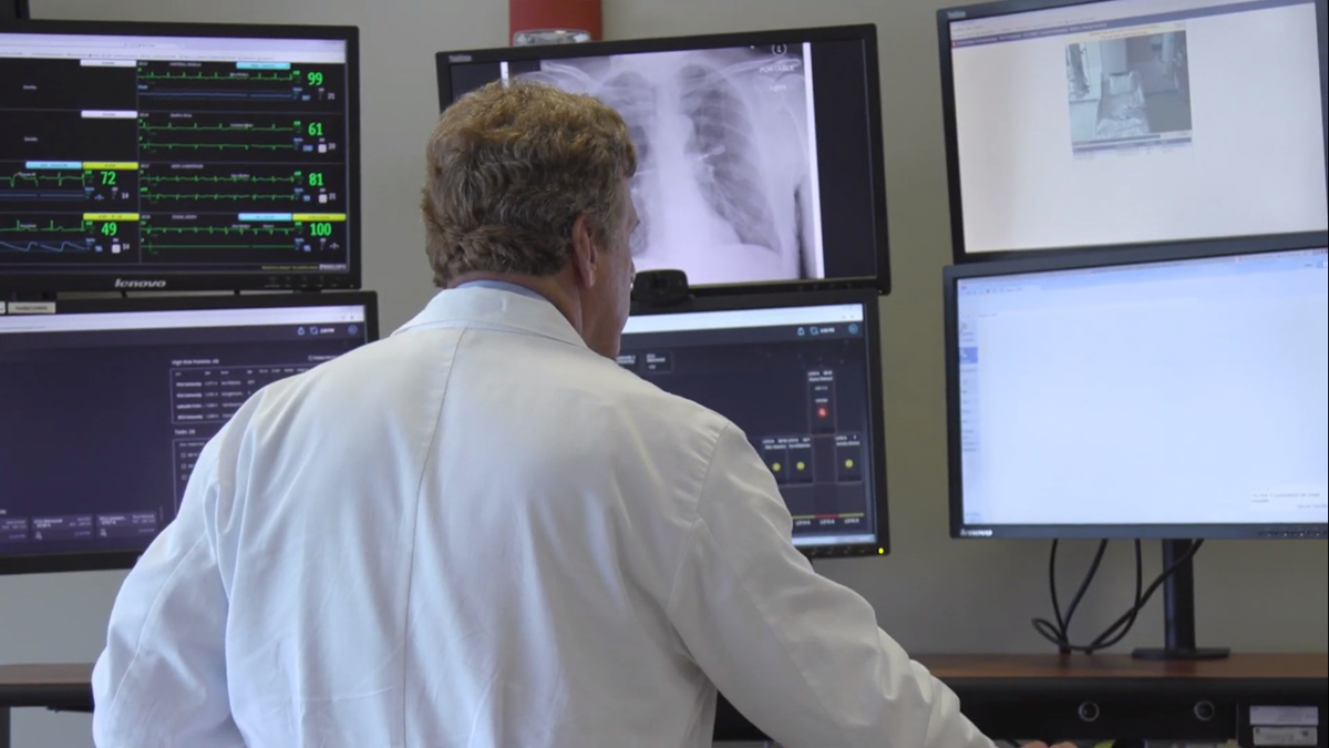 Tecnología israelí advierte hasta 8 horas antes fallo respiratorio por COVID-19 - monitoreo-de-pacientes