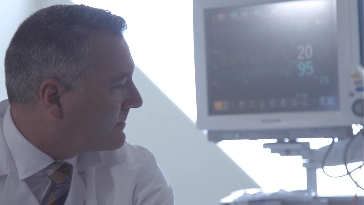 Tecnología israelí advierte hasta 8 horas antes fallo respiratorio por COVID-19