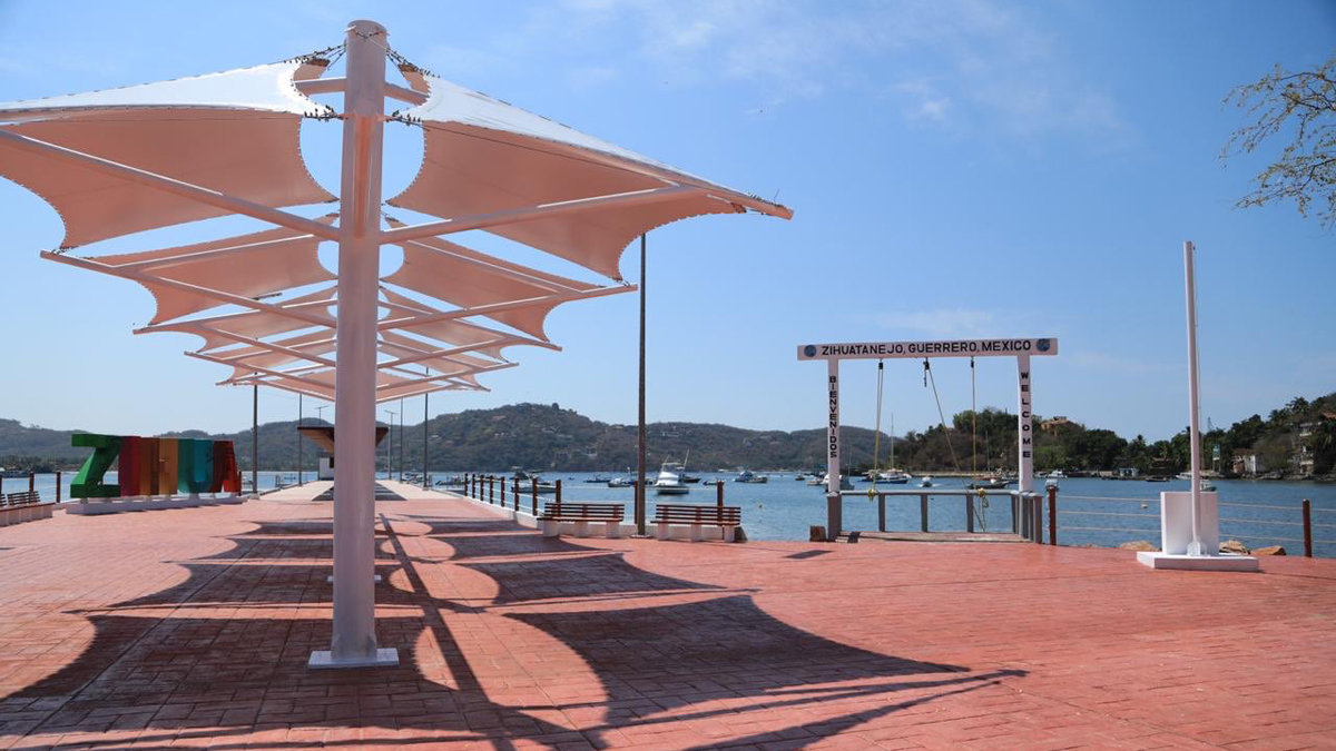 Remodelan el muelle de Zihuatanejo, Guerrero