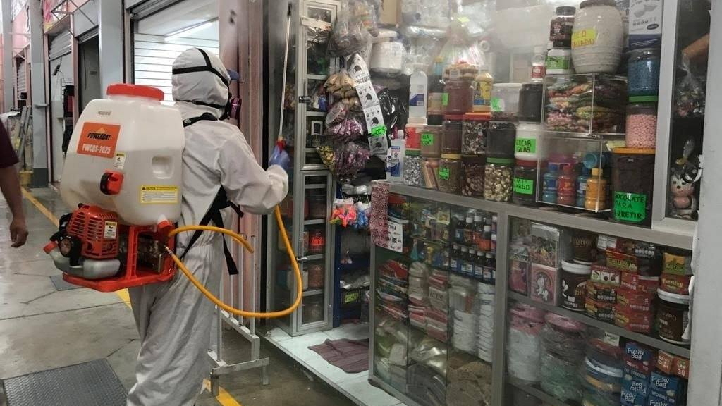 Brote de COVID-19 entre trabajadores de limpia en Oaxaca deja tres muertos