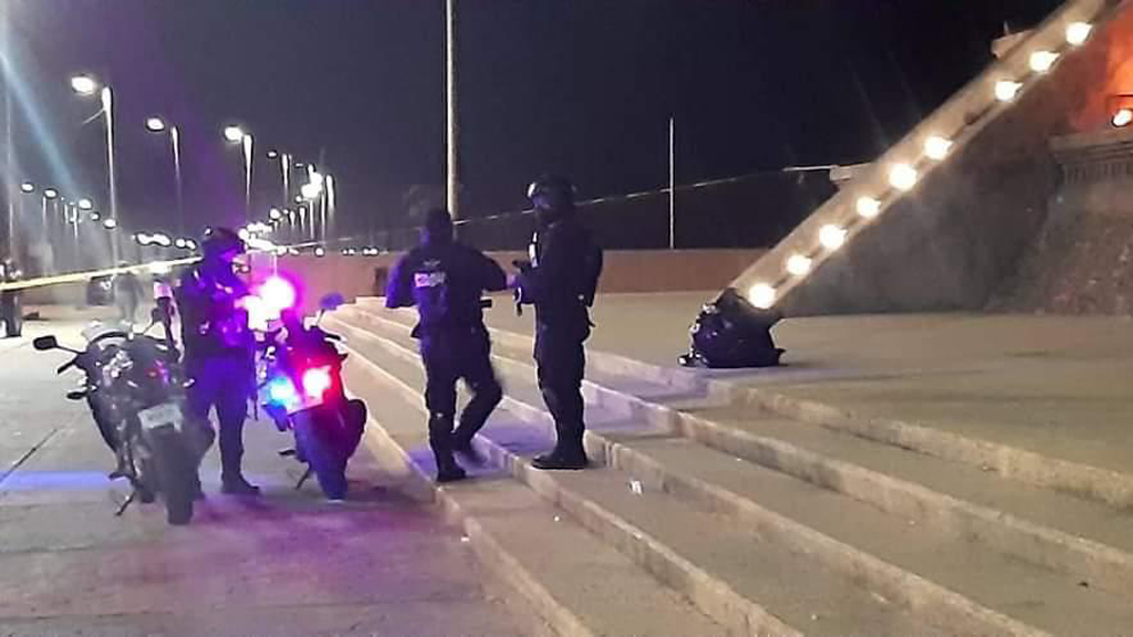 Abandonan restos humanos junto a pirámide de Quetzalcóatl en Coatzacoalcos - piramide-de-quetzalcoatl-asegurada-por-abandono-de-restos-humanos