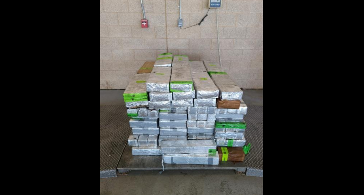Interceptan cargamento con más de 30 mdd de metanfetamina en puente fronterizo en Texas