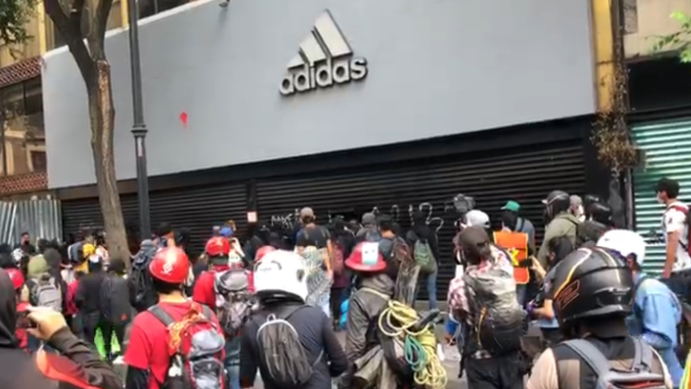 FGJ CDMX emite citatorios a dos personas tras saqueos durante protestas del 8 de junio