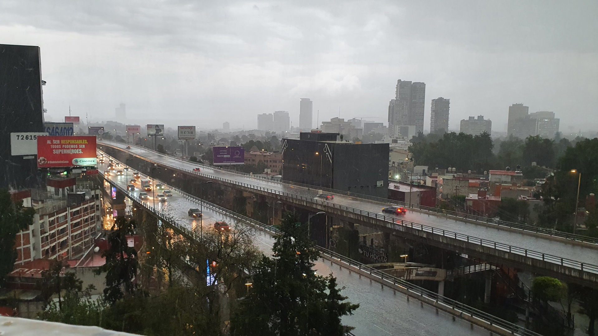 Tormenta al sur de la Ciudad de México; granizada afecta Santa Fe
