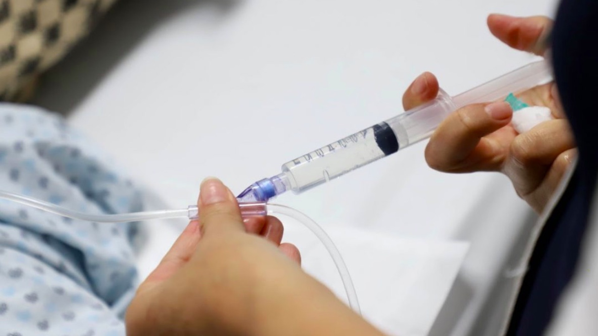 Muere menor que viajó a Suiza para recibir tratamiento oncológico ante falta de medicamentos en México