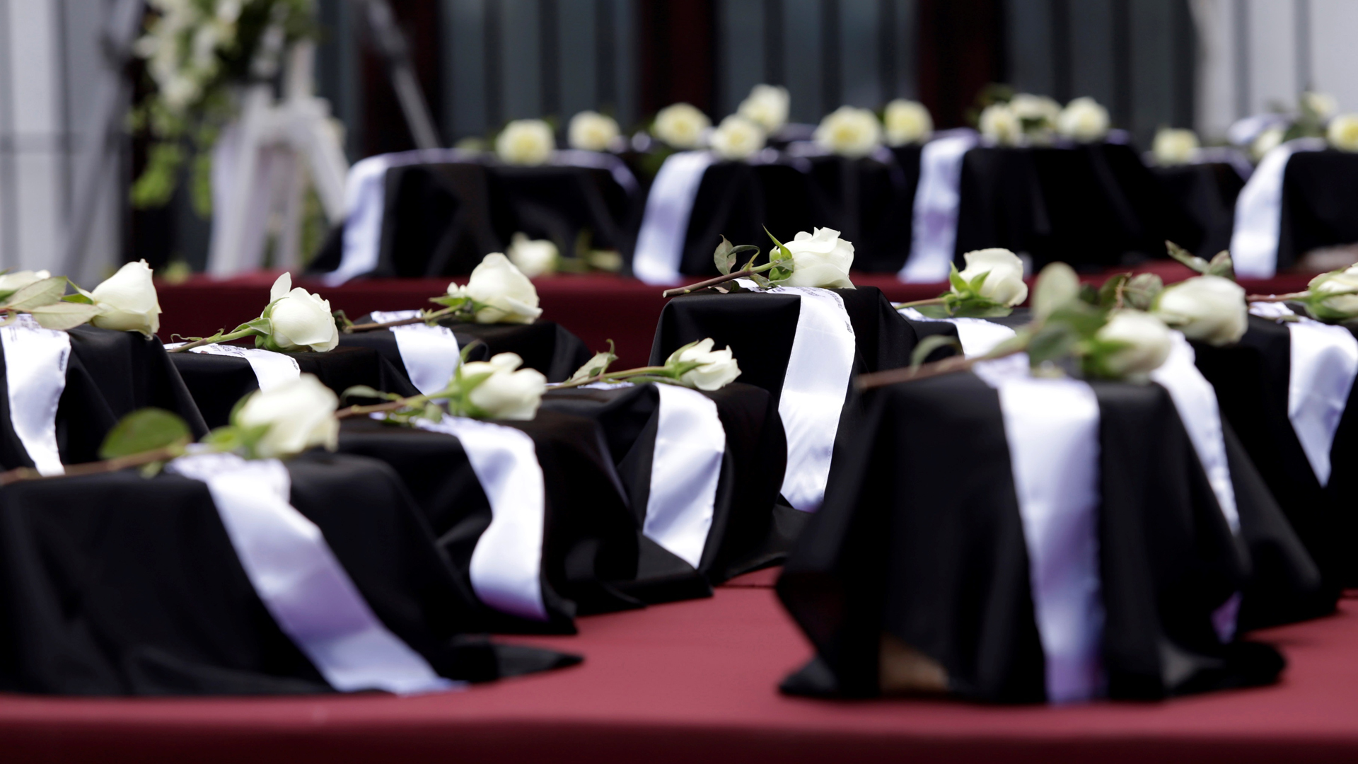 Repatrian cenizas de mexicanos muertos por COVID-19 en EE.UU.