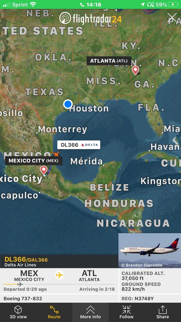 #Video AMLO viaja a Estados Unidos y por primera vez utiliza cubrebocas - vuelo-amlo-washington