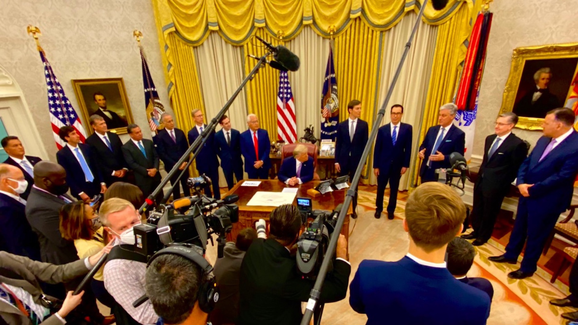 Israel y Emiratos Árabes Unidos acuerdan normalizar relaciones diplomáticas después de 49 años