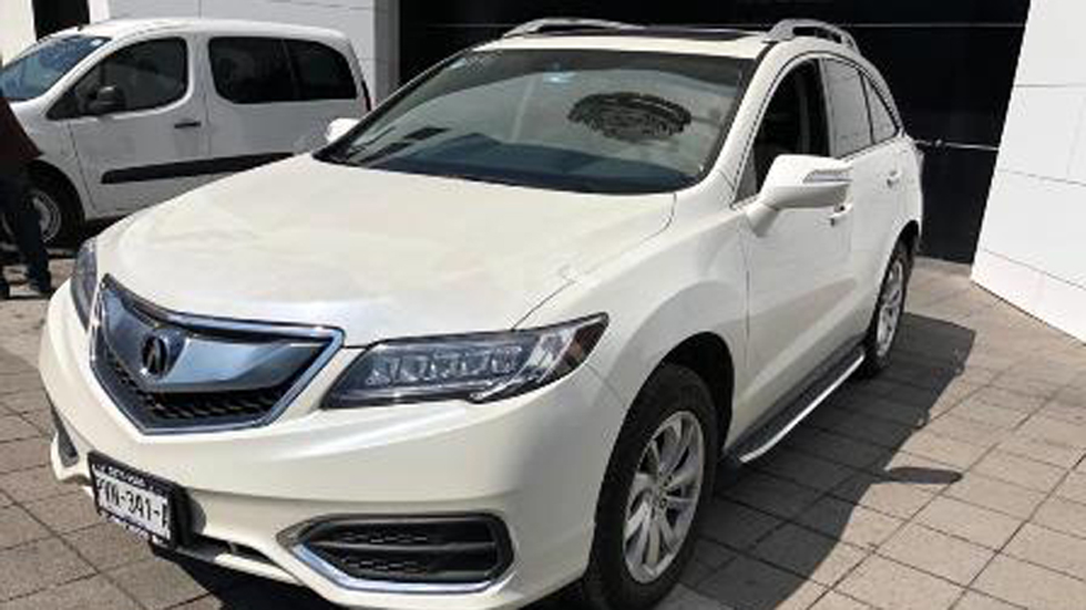 Subastarán mini drones y consolas de videojuegos en favor del sector Salud - auto-a-subastar-en-los-pinos