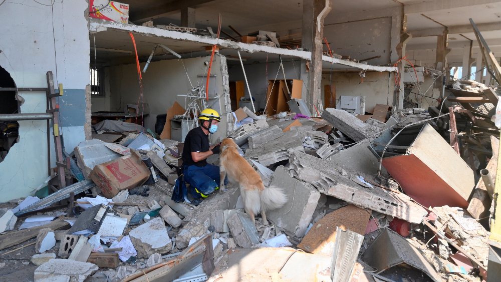 Suben a 154 muertos y 120 heridos graves por la explosión en Beirut Suben a 154 muertos y 120 heridos graves por la explosión en Beirut