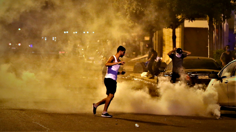 Cuatro ministerios son blanco de la ira de manifestantes en Beirut