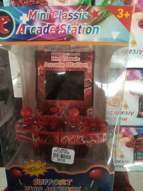 Subastarán mini drones y consolas de videojuegos en favor del sector Salud - consolas-de-videojuego-a-subastar-en-los-pinos