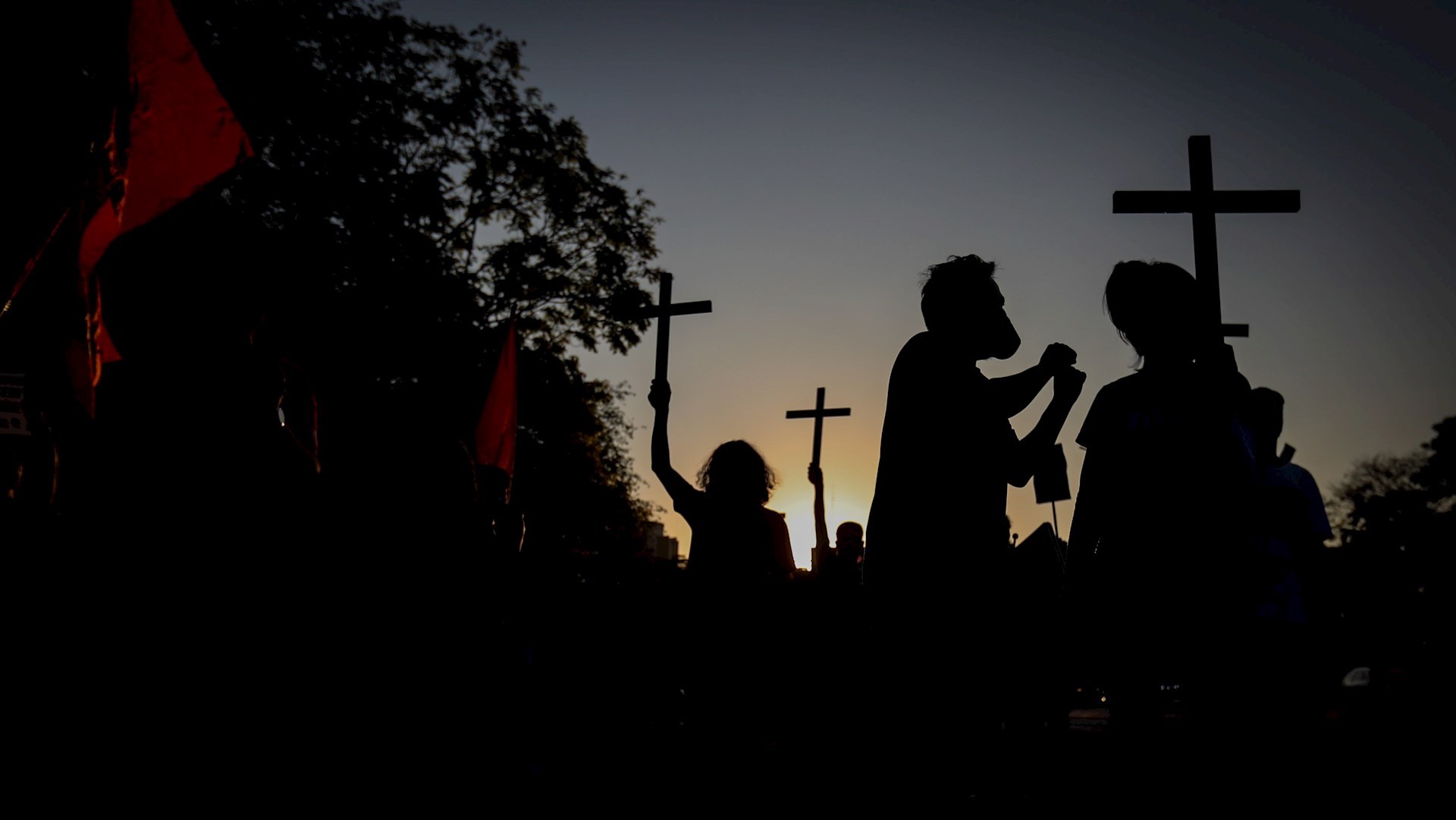 Brasil supera las 100 mil muertes por COVID-19