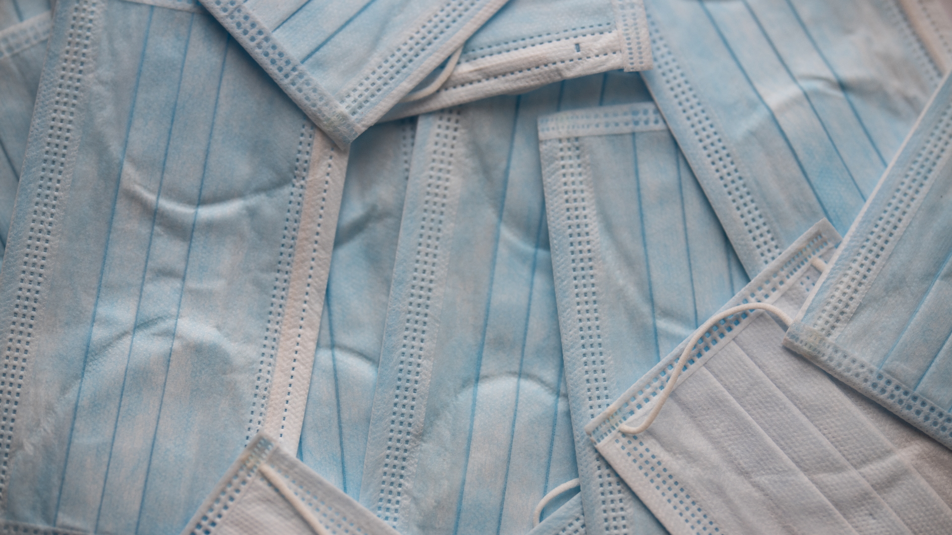 Obligar el uso de cubrebocas podría violentar los derechos humanos, expresa López-Gatell