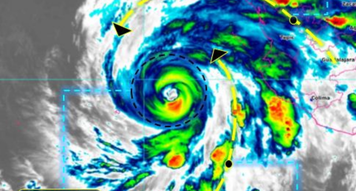 Huracán Genevieve se aproxima al sur de la Península de Baja California