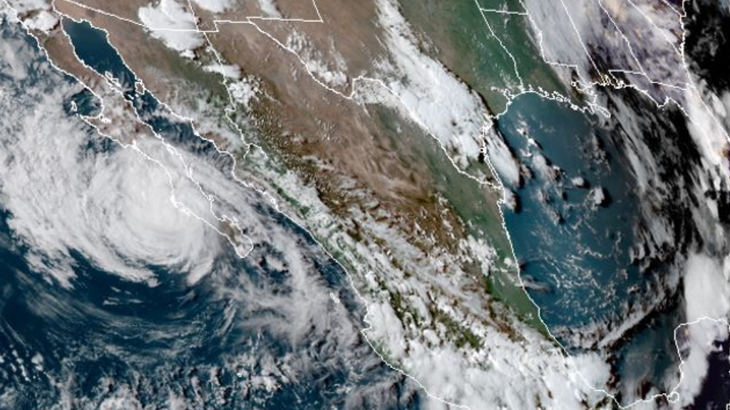 Genevieve provocará lluvias en cuatro estados; mantiene desplazamiento paralelo a BCS