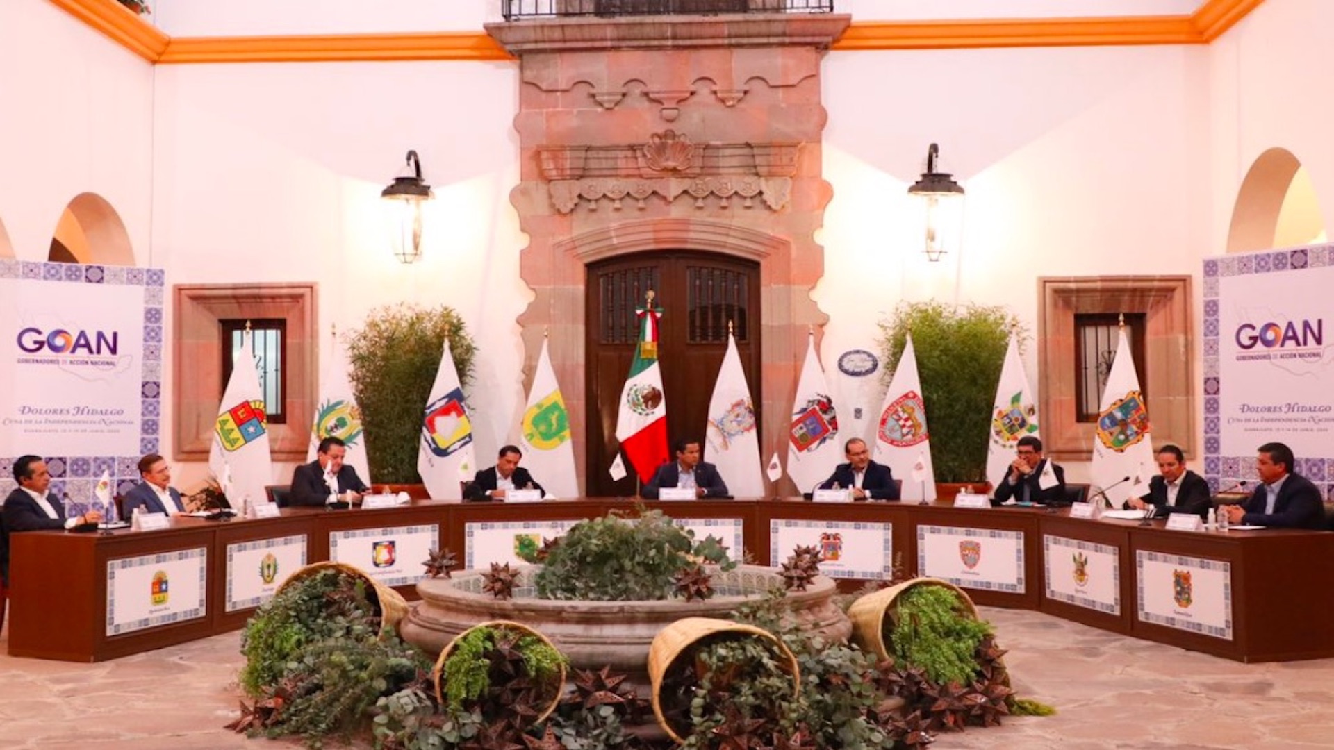 Proponen gobernadores panistas decálogo para recuperar la economía