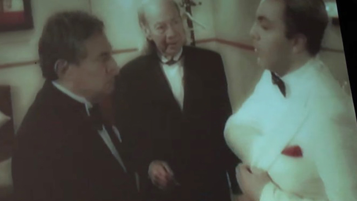 Recuerda Verónica Castro a ‘El Loco’ Valdés junto a Cristian Castro y José José Recuerda Verónica Castro a ‘El Loco’ Valdés junto a Cristian Castro y José José