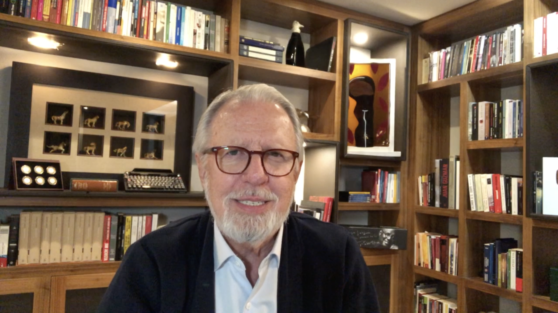 ¡Las noticias! Giran orden de aprehensión contra esposa de César Duarte