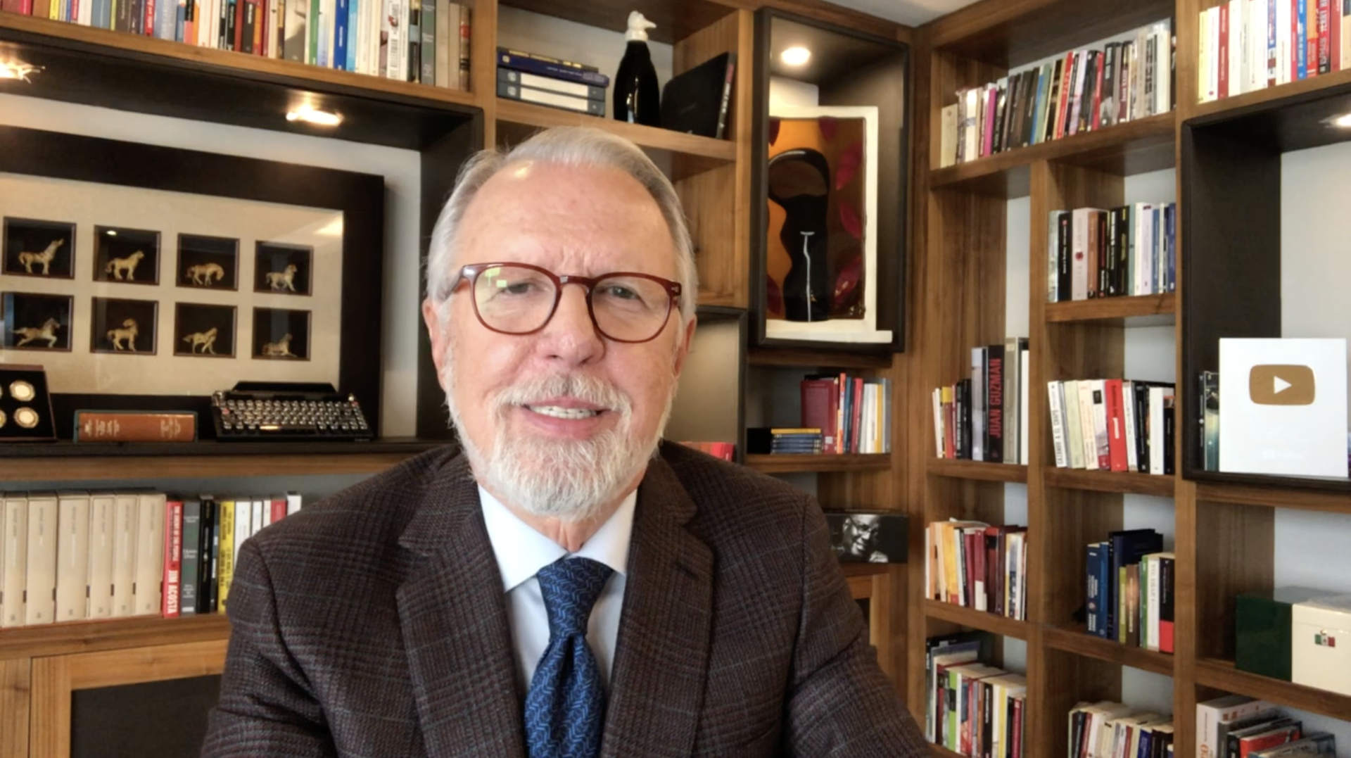 ¡Las noticias! Gobernador de Querétaro fija postura tras video de sobornos en el Senado