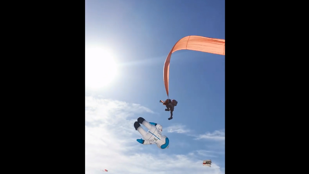 #Video Rescatan en Taiwán a menor tras quedar atrapada en cometa