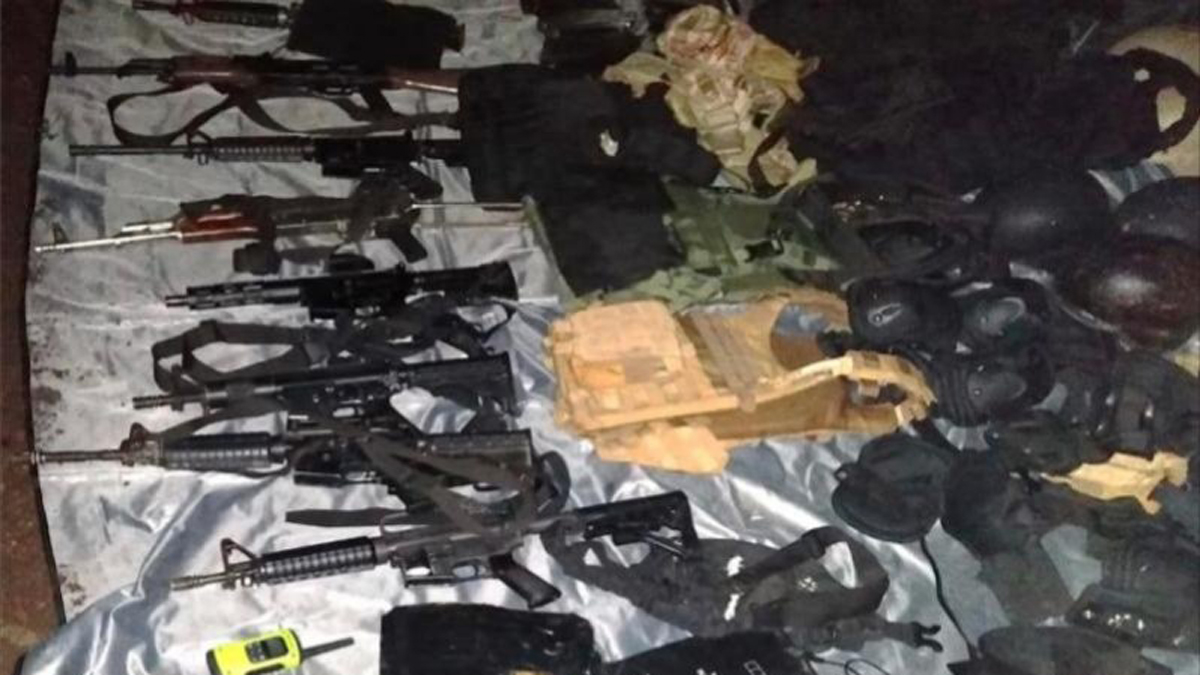 Detienen en Veracruz a jefe policial por presuntos nexos con el narcotráfico - objetos-decomisados-en-detencion-de-presuntos-integrantes-del-cjng-en-veracruz