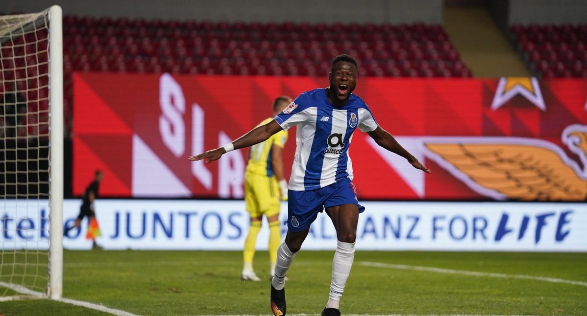 Porto de ‘Tecatito’ Corona logra el doblete tras lograr la Copa de Portugal