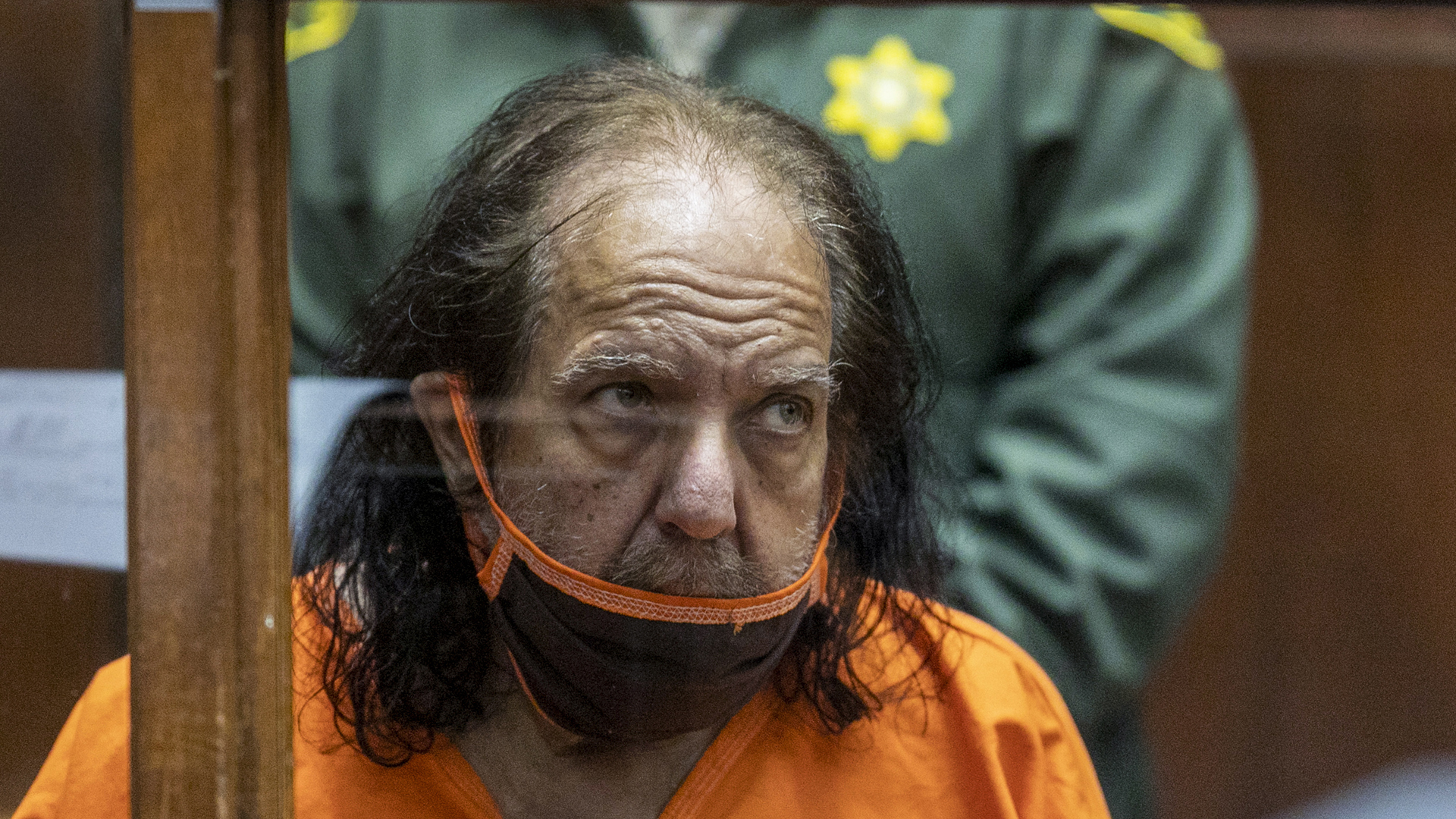 Acusan de 20 nuevos delitos sexuales a Ron Jeremy, actor de contenido para adultos