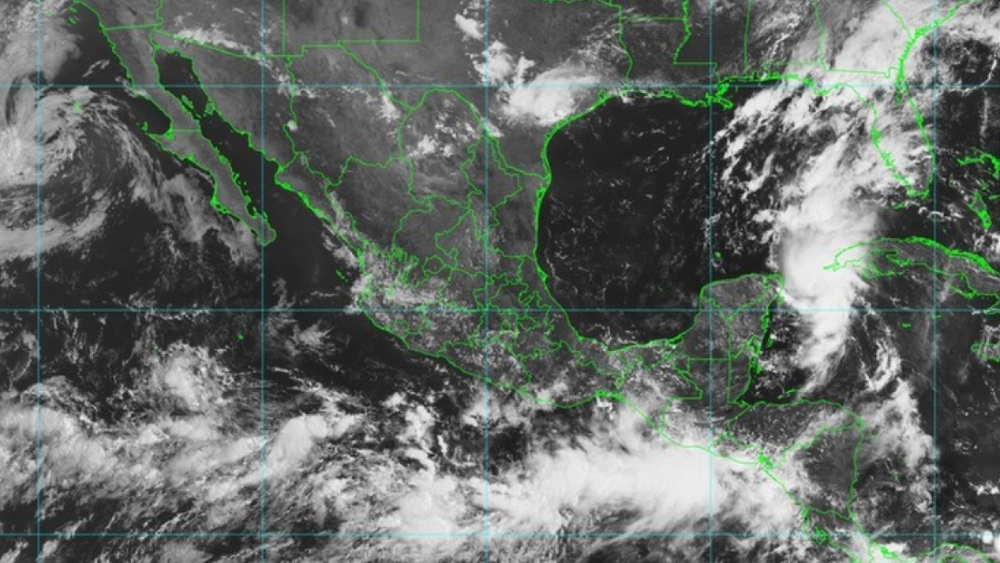 Caribe mexicano en alerta por tormenta tropical Marco