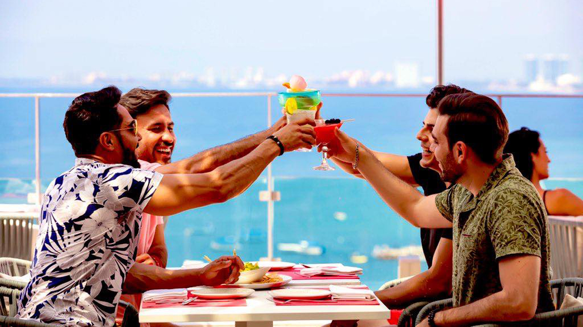 México prevé superar caída del 95 por ciento del turismo extranjero con el T-MEC