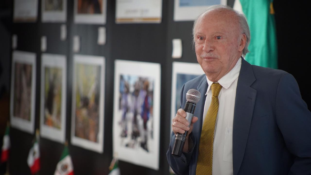 López Obrador confirma renuncia de Toledo a Semarnat; su lugar lo ocupará María Luisa Albores