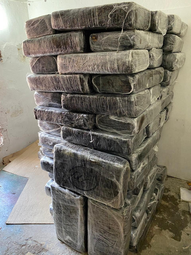 Decomisan en Edomex 580 kilos de mariguana - 116-paquetes-comprimidos-de-presunta-mariguana-decomisados-en-tlanepantla