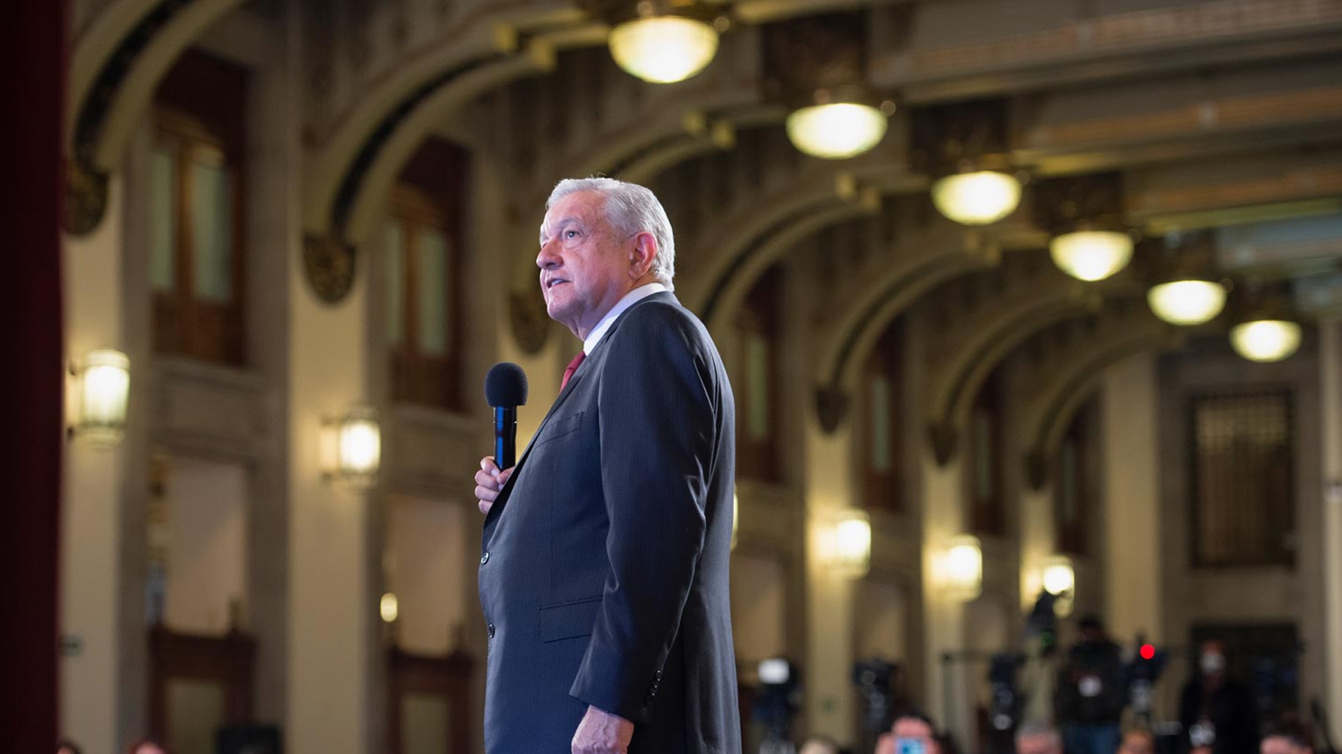 Los cinco compromisos que, asegura AMLO, aún le faltan por cumplir Los cinco compromisos que, asegura AMLO, aún le faltan por cumplir