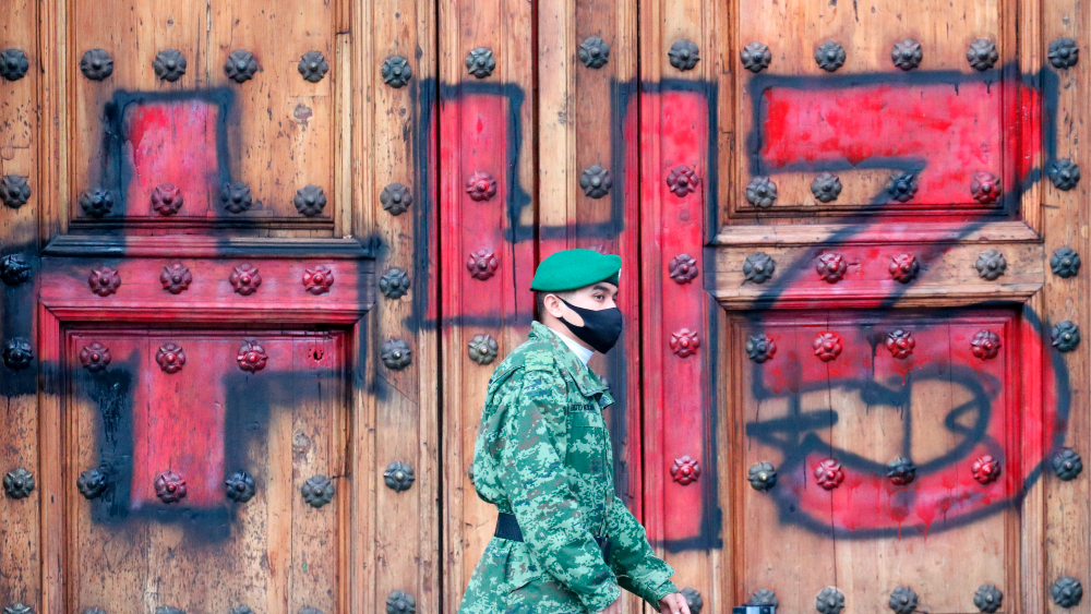 Dan auto de formal prisión a general José Rodríguez y a dos militares más por Caso Ayotzinapa Dan auto de formal prisión a general José Rodríguez y a dos militares más por Caso Ayotzinapa