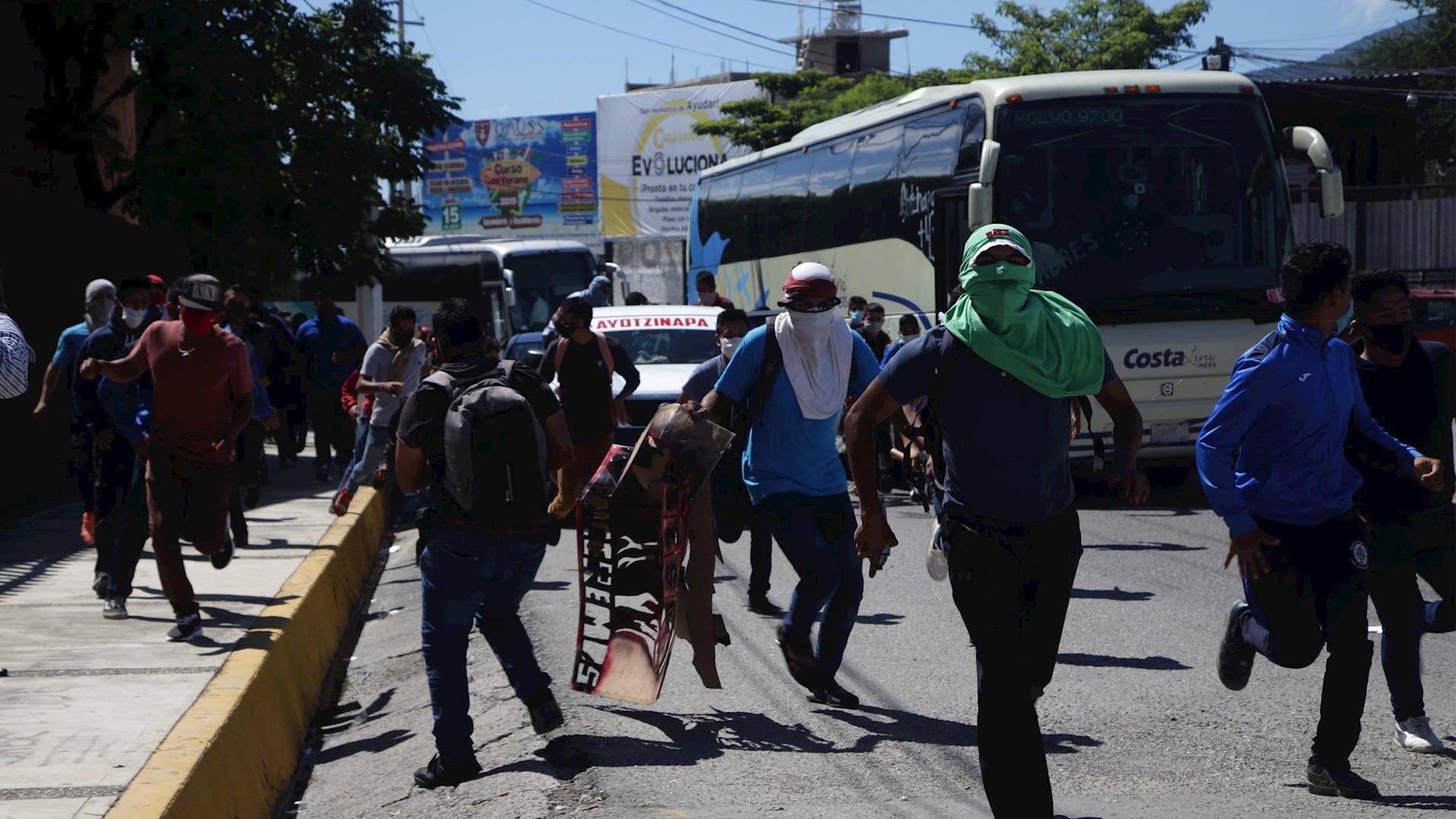 Identificación de estudiante marca sexto aniversario del Caso Ayotzinapa