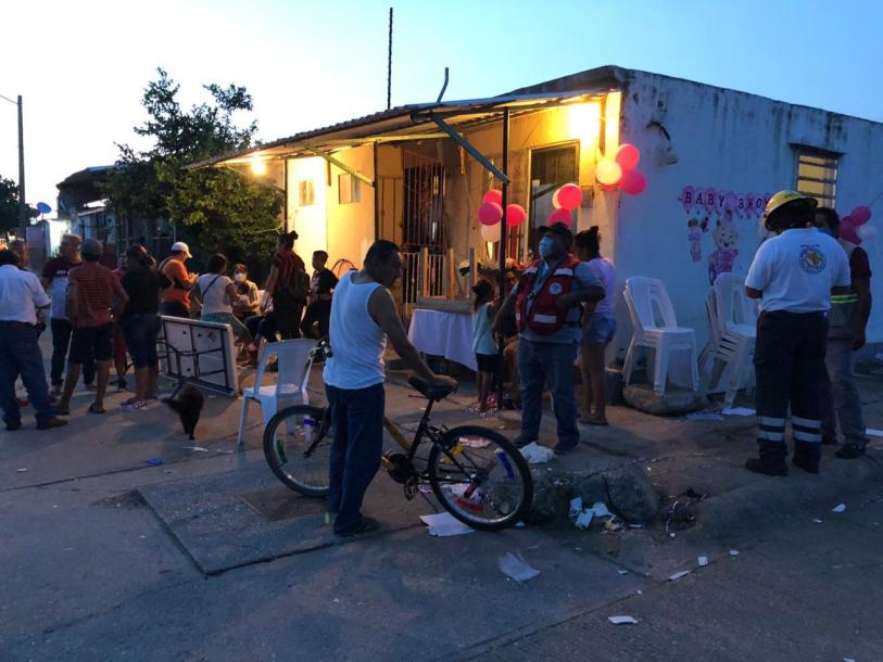 Atropellan a ocho durante 'Baby Shower' en Coatzacoalcos, Veracruz; detienen a conductor - baby-shower-coatzacoalcos-3